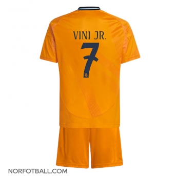 Billige Fotballdrakt Real Madrid Vinicius Junior #7 Replika Bortedraktsett Barn 2024-25 Kortermet (med bukser)